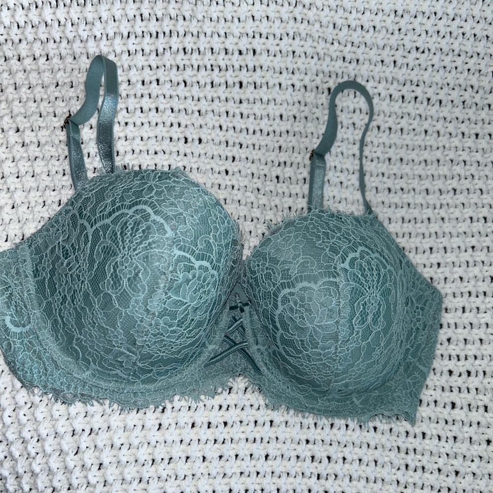 Victoria’s Secret bra